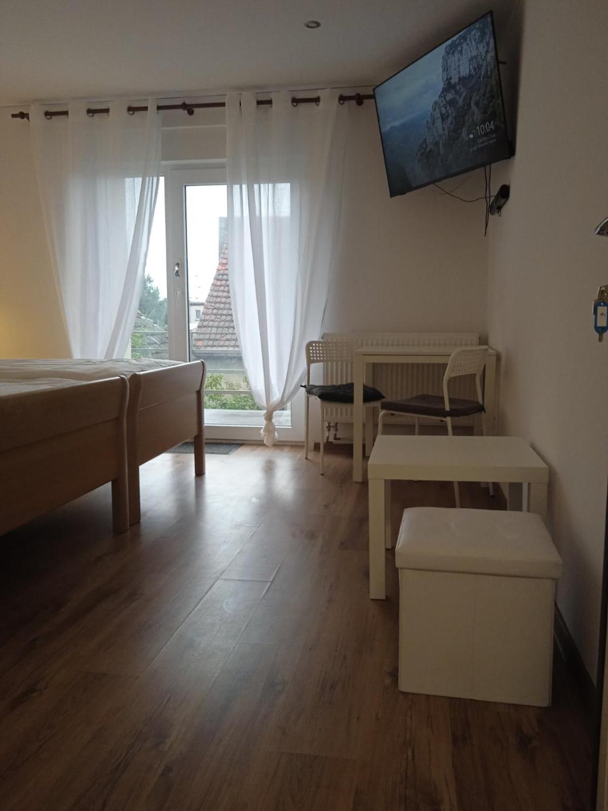 Konty Apartment
