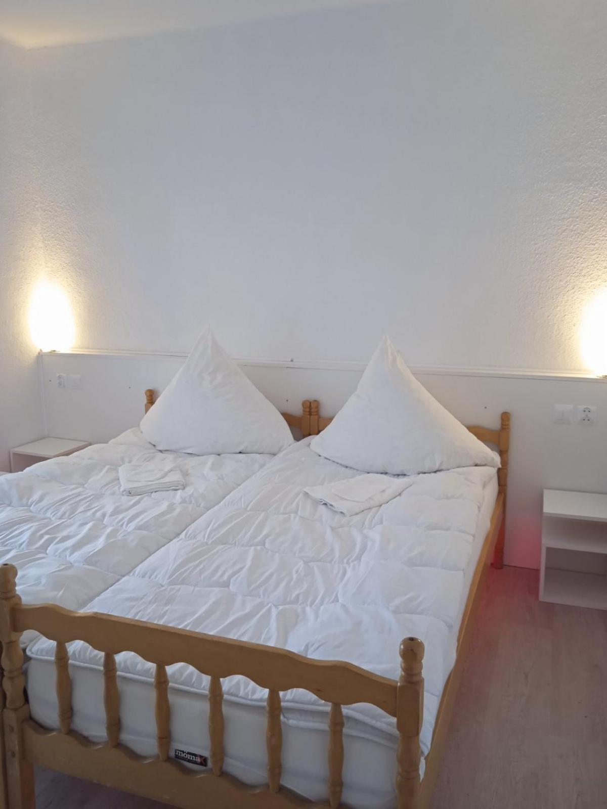 Konty Apartment *